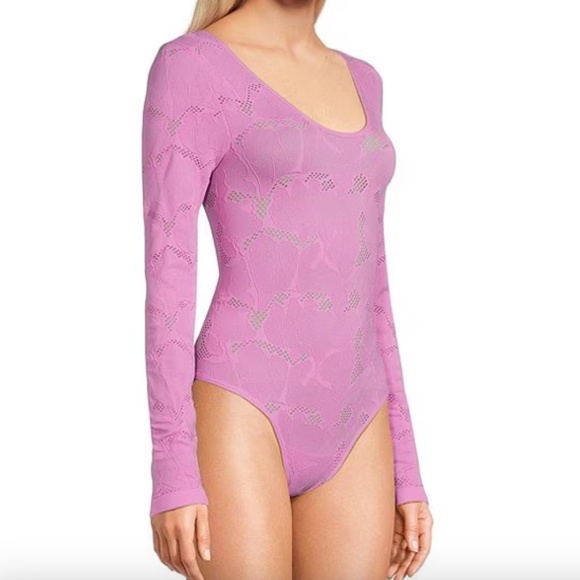 NWT Chelsea & Violet Pink Knit Long Sleeve Texture Bodysuit (Size XS/S) - Picture 1 of 7